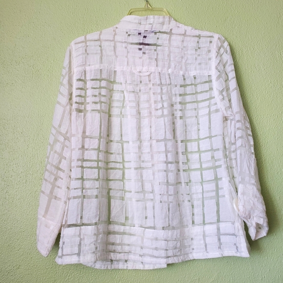 Multiples White Semi Sheer 3/4 sleeve light jacket marble buttons size Small - Picture 2 of 8